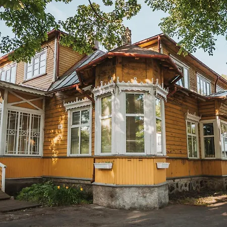 Hostel Villa14 - Noisy Party Parnawa