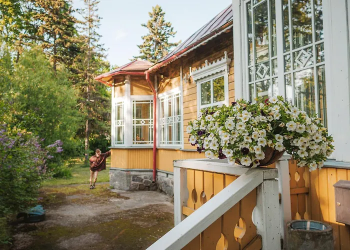 Villa14 - Noisy Party Hostel