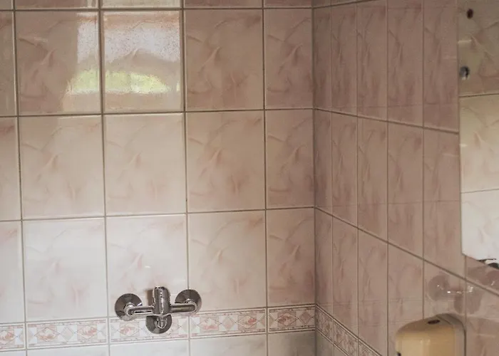 Hostel Villa14 - Noisy Party Parnawa