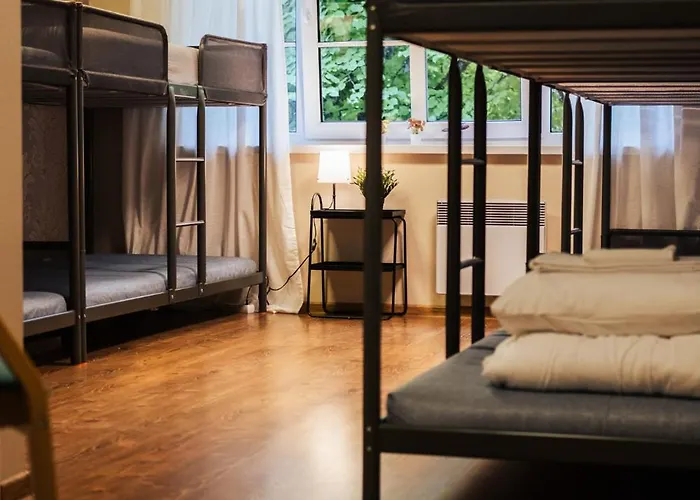 Villa14 - Noisy Party * Parnawa